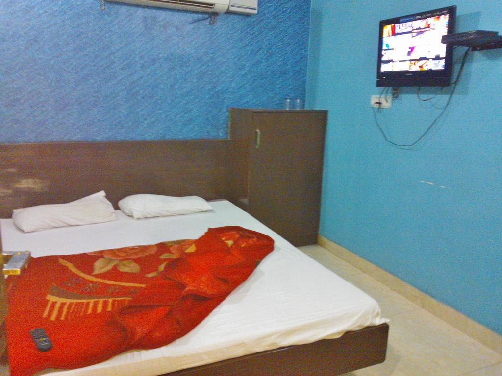 ניו דלהי Hotel Hridey Inn מראה חיצוני תמונה