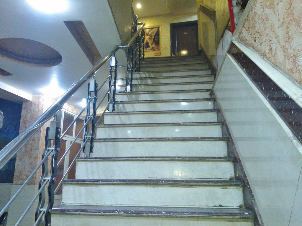ניו דלהי Hotel Hridey Inn מראה חיצוני תמונה