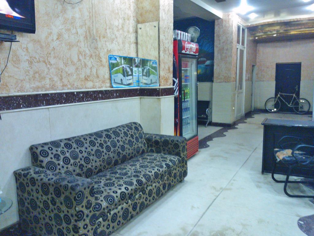 ניו דלהי Hotel Hridey Inn מראה חיצוני תמונה