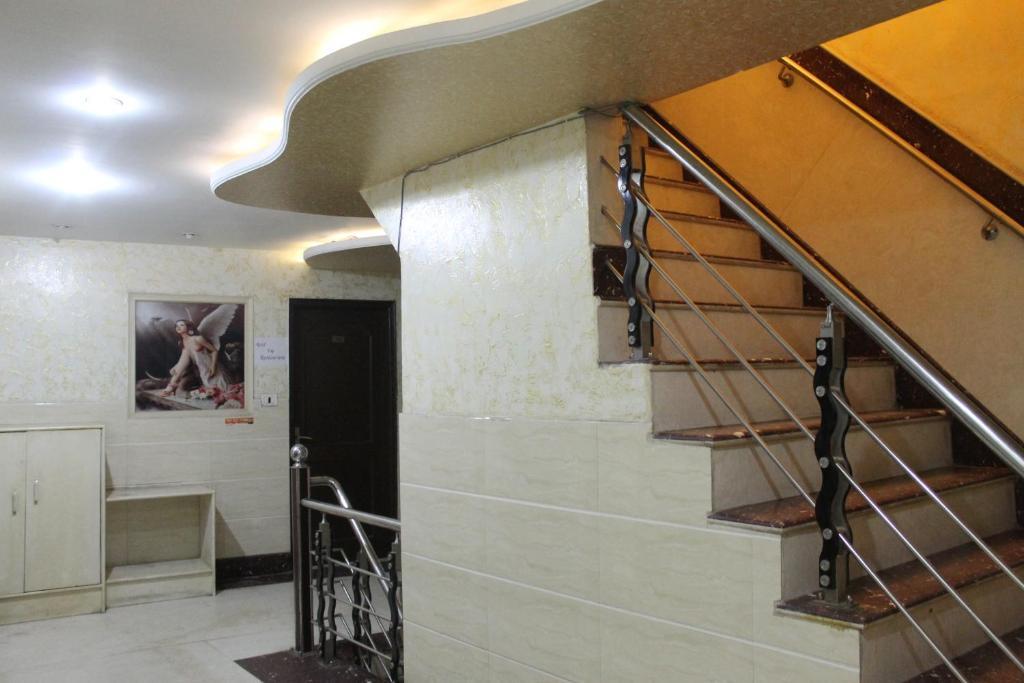 ניו דלהי Hotel Hridey Inn מראה חיצוני תמונה