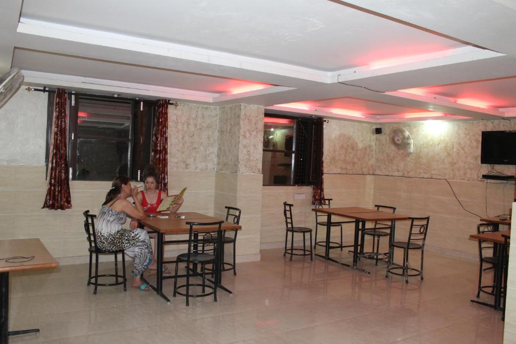 ניו דלהי Hotel Hridey Inn מראה חיצוני תמונה