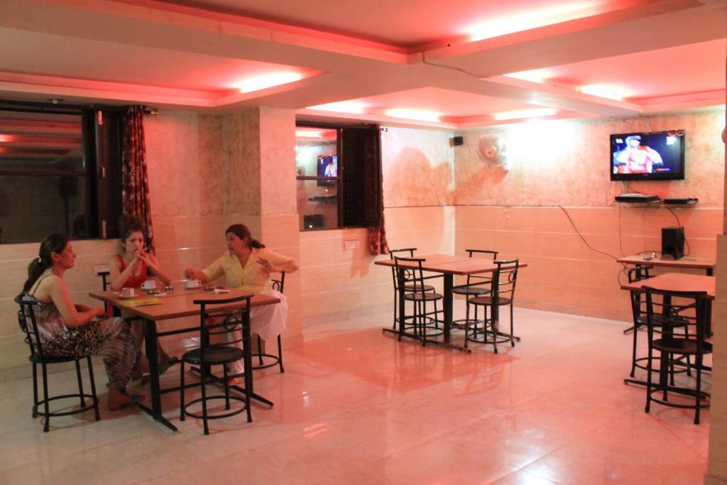 ניו דלהי Hotel Hridey Inn מראה חיצוני תמונה